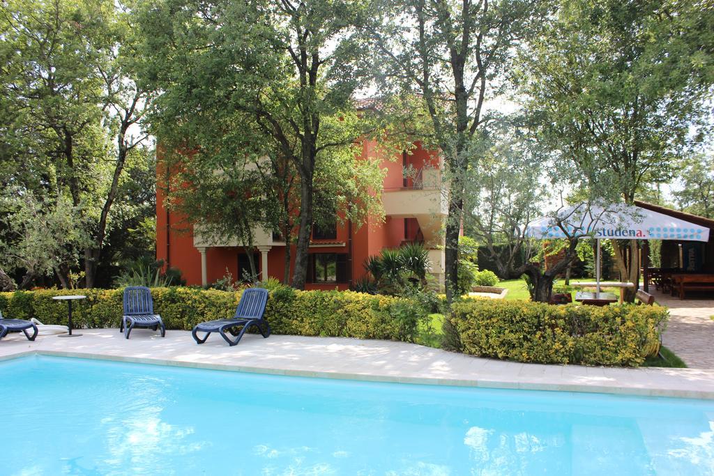 Aqua Family Apartments Karigador Exterior foto